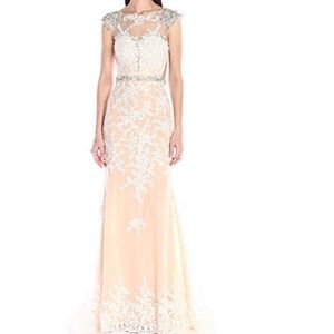 Mac Duggal Evening/Prom/Bridal Gown